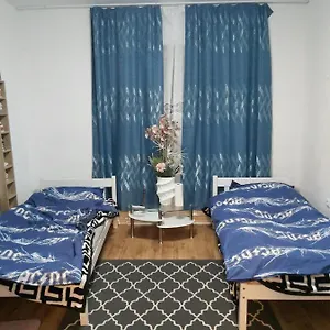 Apartment 1 Zimmerwohnung Mit Kueche, Balkon Und Badezimmer In Apartmen